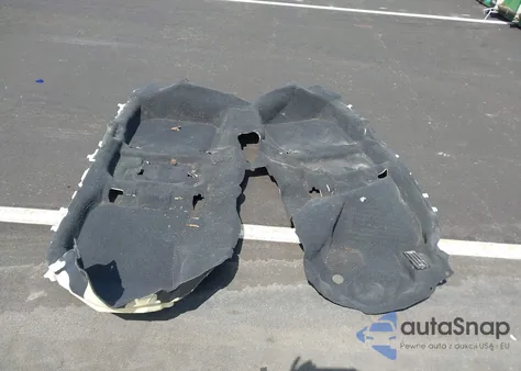 2018 Subaru Outback 3.6R Limited из США, поврежденный, VIN 4S4BSENC1J3321852